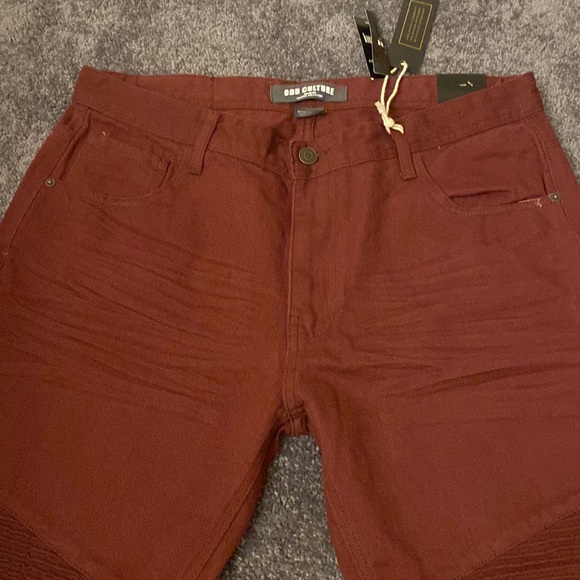 Brand new men’s maroon biker jean with subtle detail and tags - Picture 4 of 7